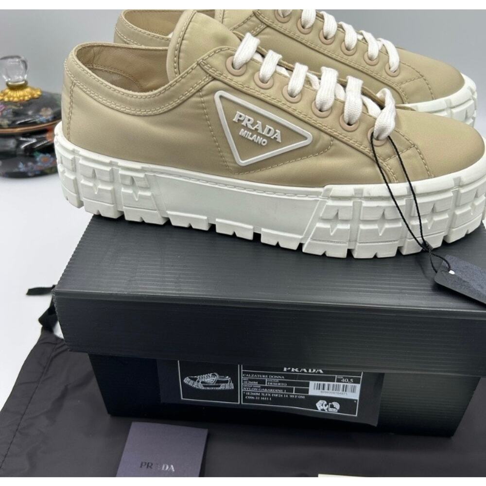 Women's Prada re-wheel gabardine sneaker in
Desert beige size 40.5 made in Italy - Picture 11 of 13